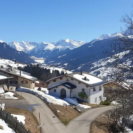 Fahren-schneeschuhwandern-langlauf Inkl Hallenbad 公寓 Luzein
