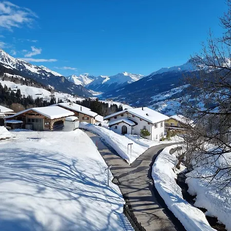 Fahren-schneeschuhwandern-langlauf Inkl Hallenbad Apartment